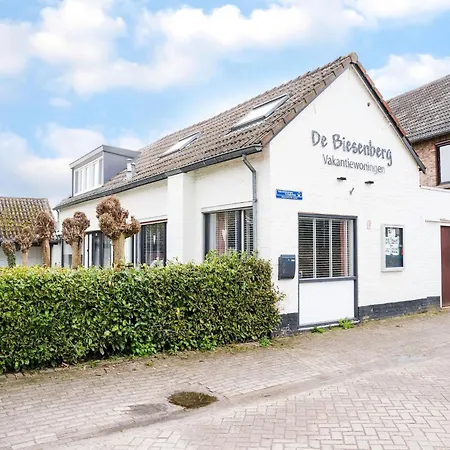 In Near Maastricht, Cleaning Included Holiday home Ulestraten